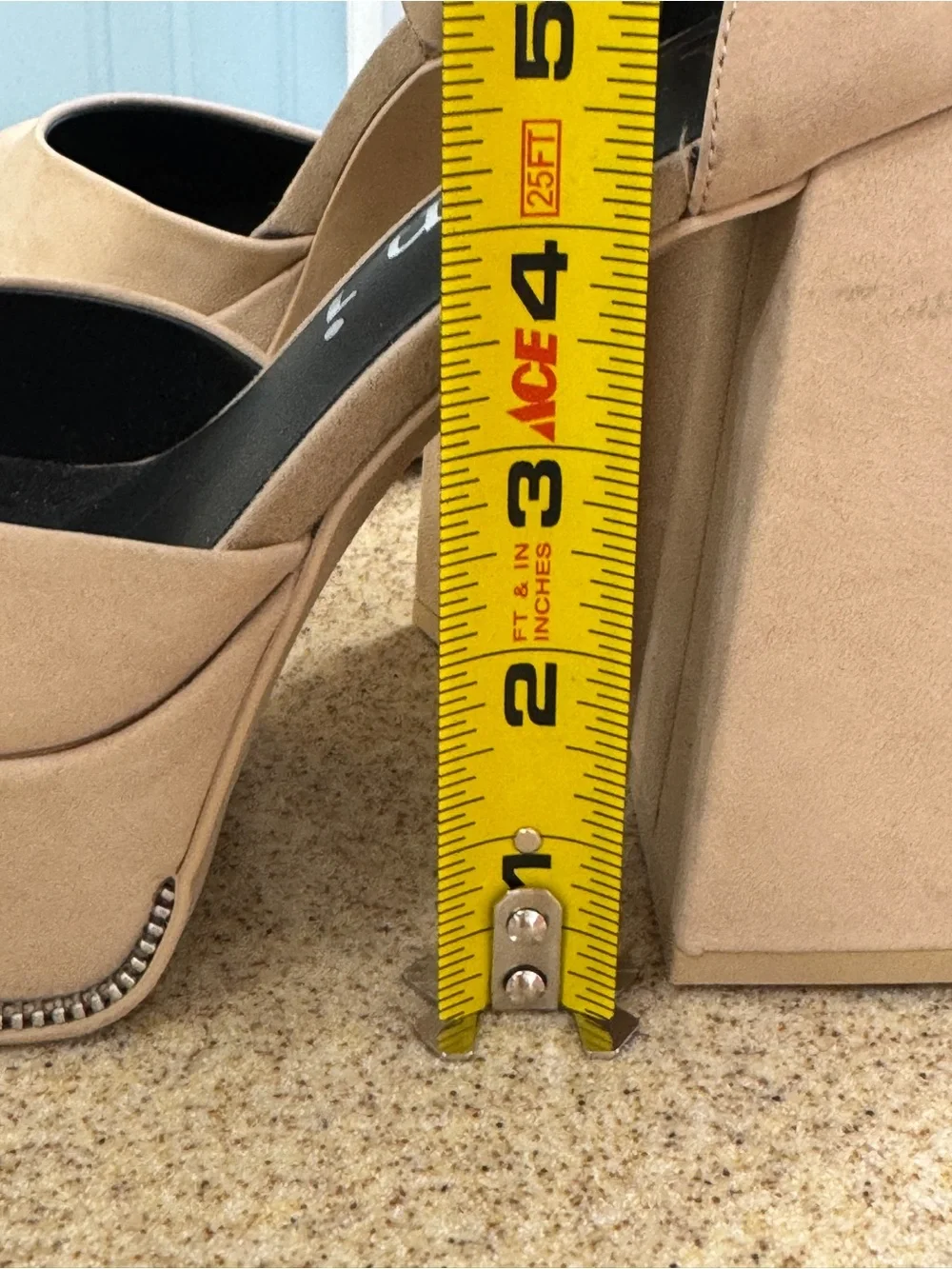 Gianni Bini Otten Spanish Sand ankle strap platform pumps 9 New Suede Fabric Zip